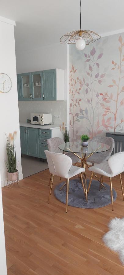 Apartment Luxury New Private Parking