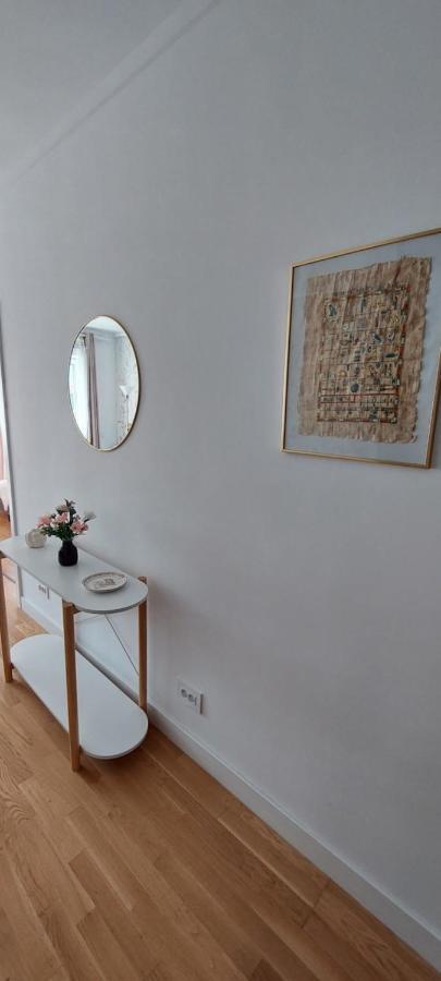 Luxury New Private Parking Apartment
