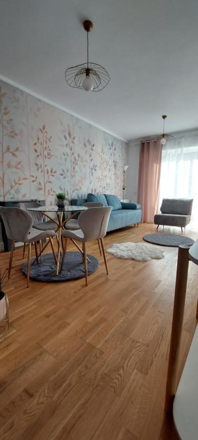 Luxury New Private Parking Bucharest